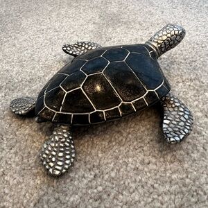 Vintage Sea Turtle Painting Resin Figurine